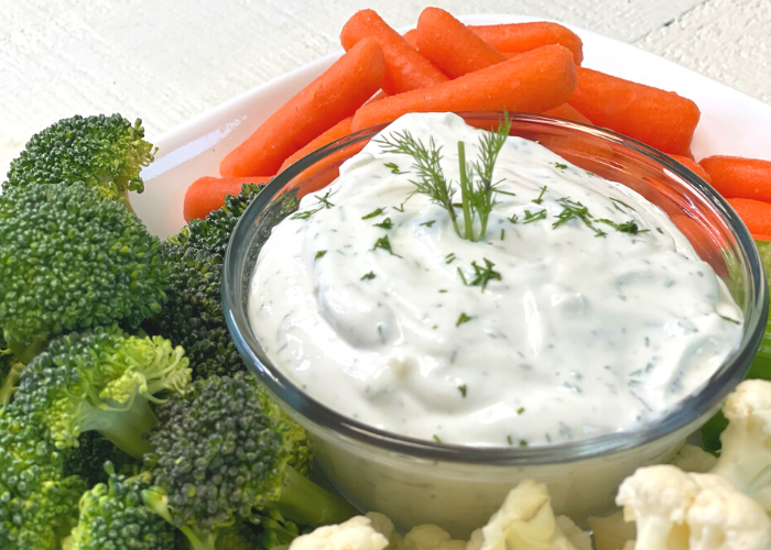 Easy Greek Yogurt Veggie Dip