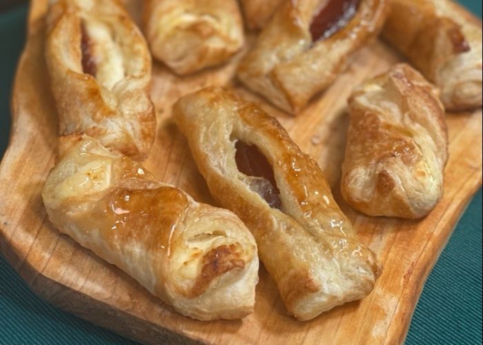 Air Fryer Cheese & Guava Quesitos