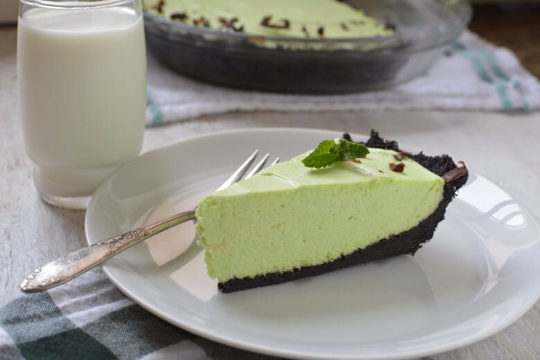 Creamy Chocolate Mint Chiffon Pie