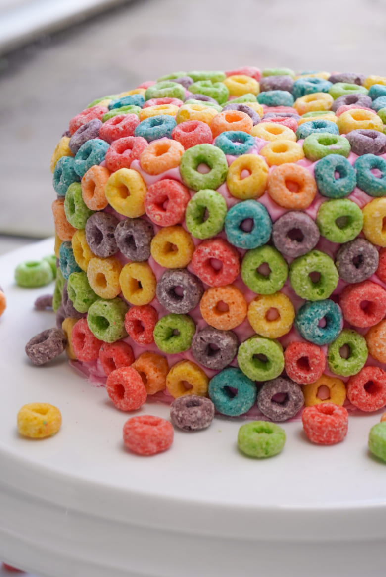 Froot loops cereal milk cake |FDF