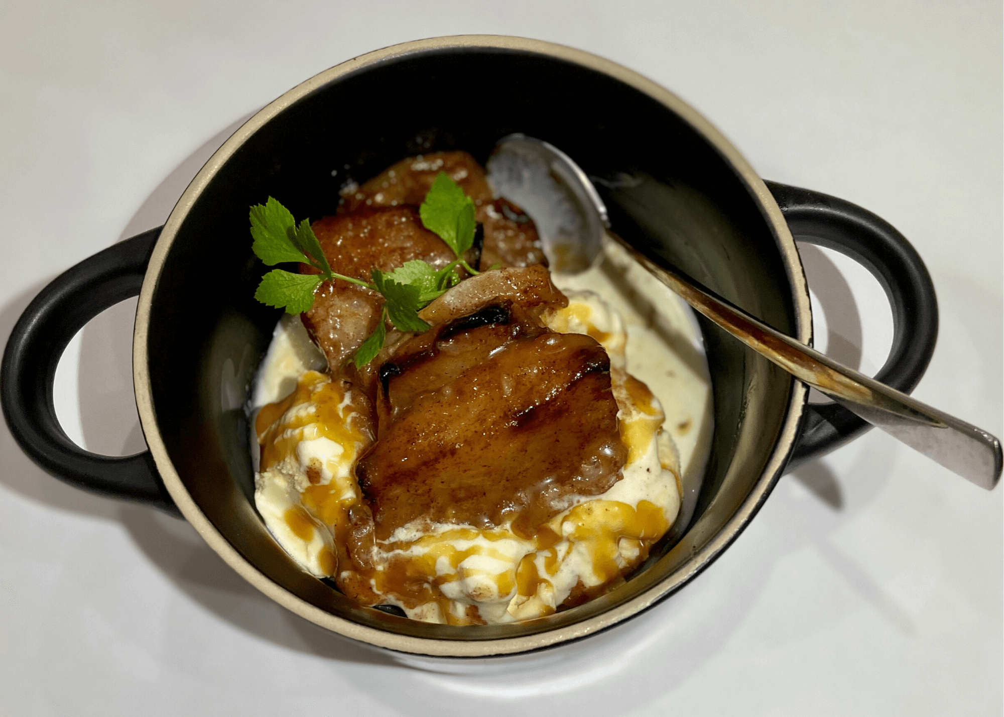 grilled-pears-over-ice-cream