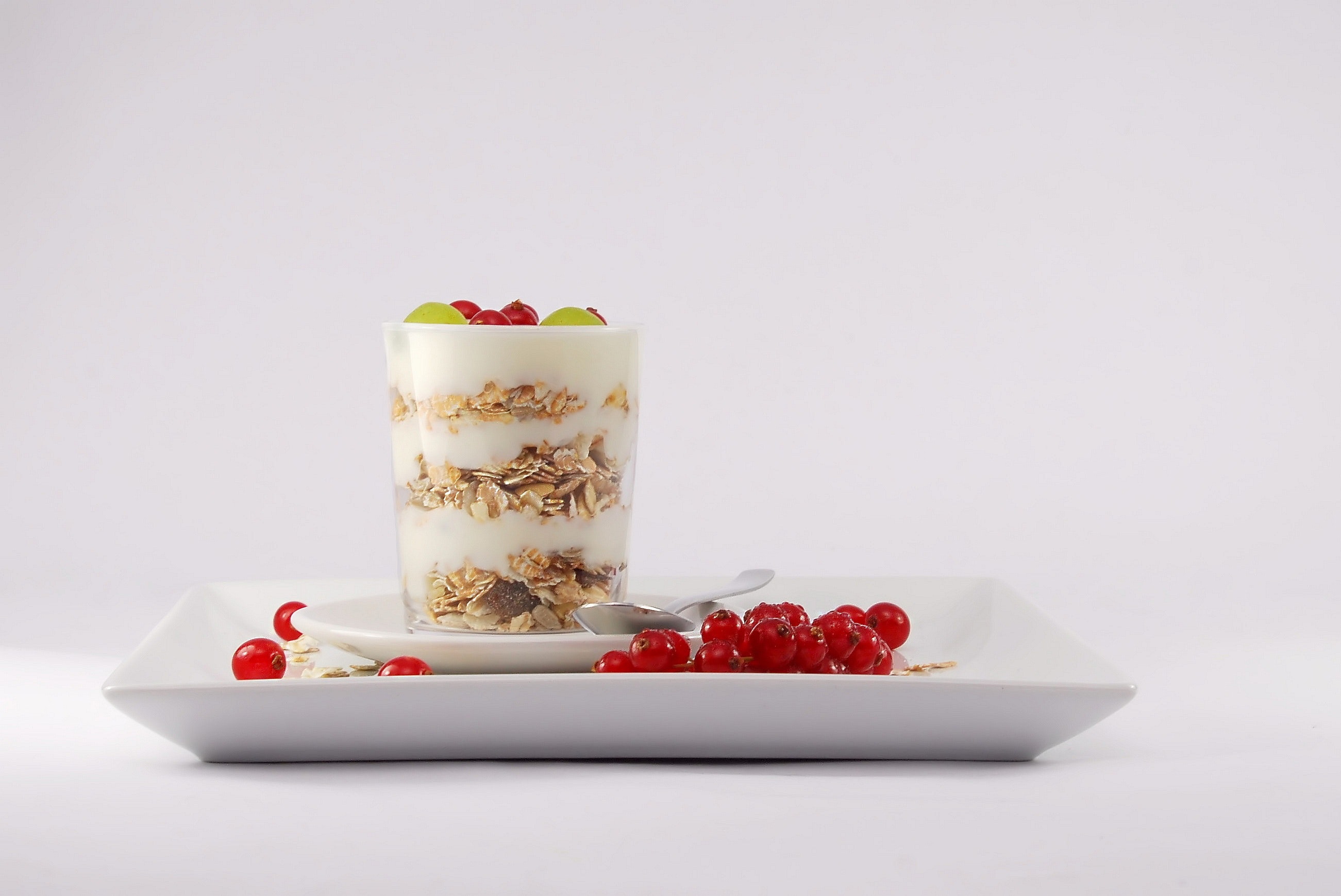 traditional-yogurt-yogurt-parfait-yogurt-and-fruit-dairy-yogurt