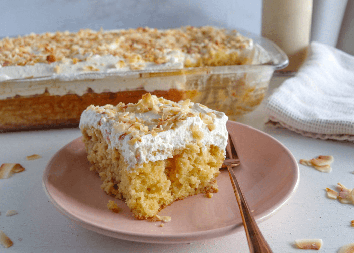 Coquito Cake