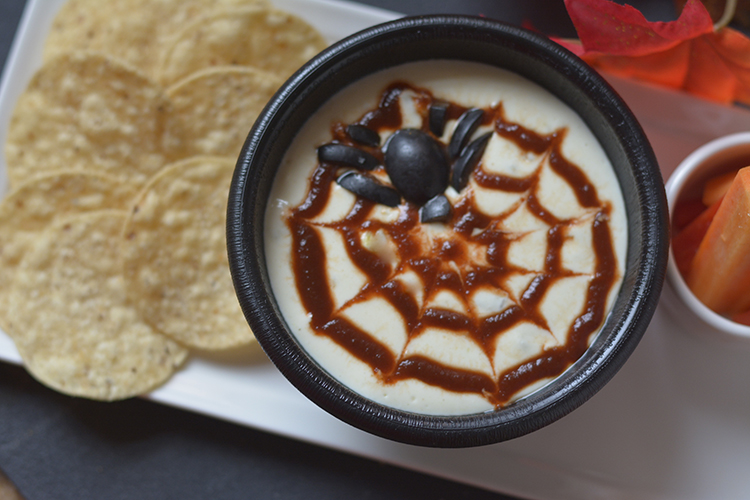 Green Chile Queso Dip with Sriracha Web Featured Image