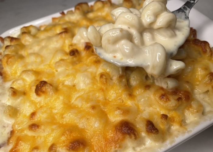 Champagne Mac & Cheese Featured Image